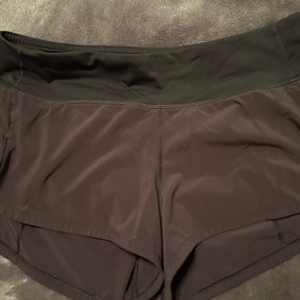 Women's Black lululemon speed shorts 2”